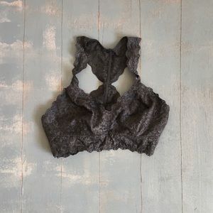 Felina’s Lace Bralette Grey